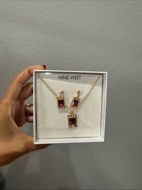 Nine West Gold-Tone Necklace and Earring Set with Deep Red Stones